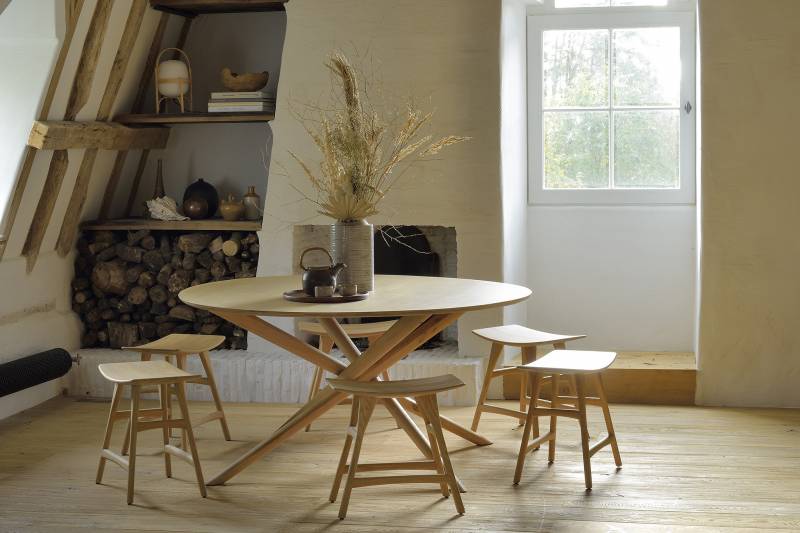 table en bois de qualité Ethnicraft à Lyon